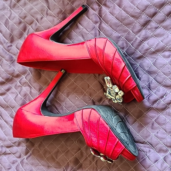 Fioni night red heels with crystals - Picture 2 of 3